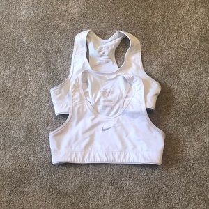🔴Bundle of 2 Nike sports bras